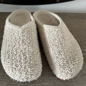 Rothy’s chunky boucle vlog slip ons 7.5 women